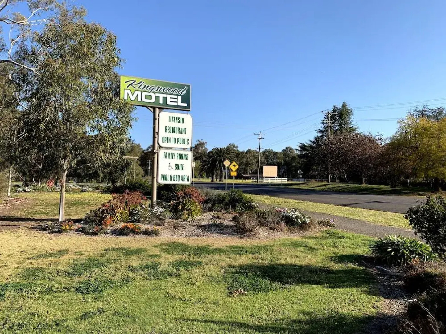 Kingswood Motel & Apartments