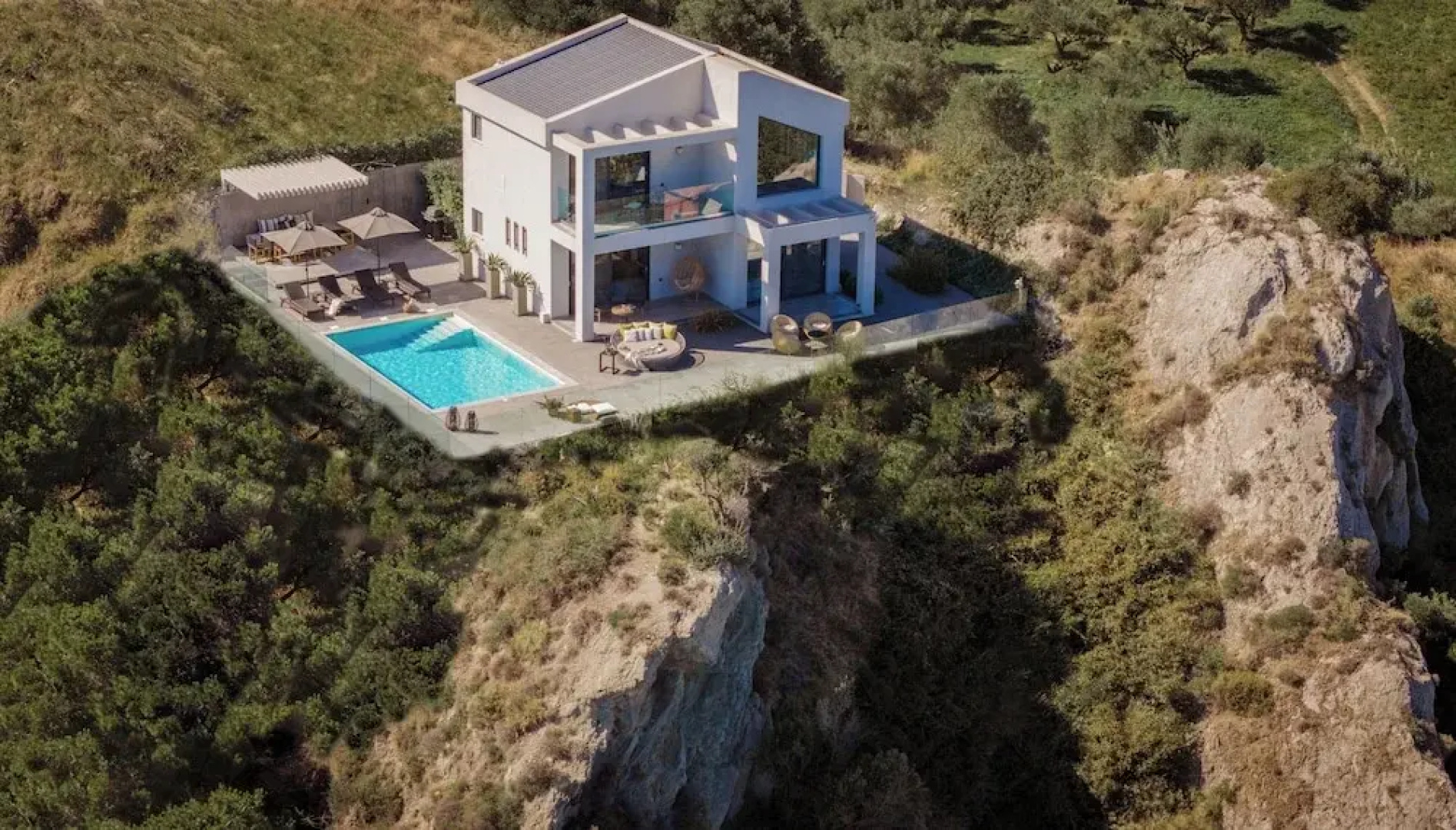 Sueño LUXURY VILLA 180 Iconic Sea View