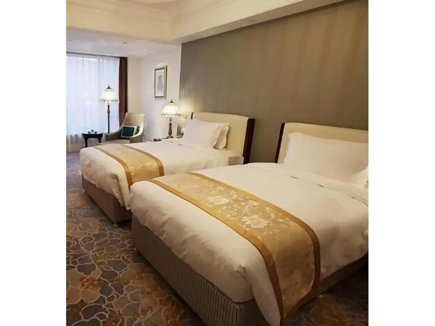 Chongqing Auwi Hotel