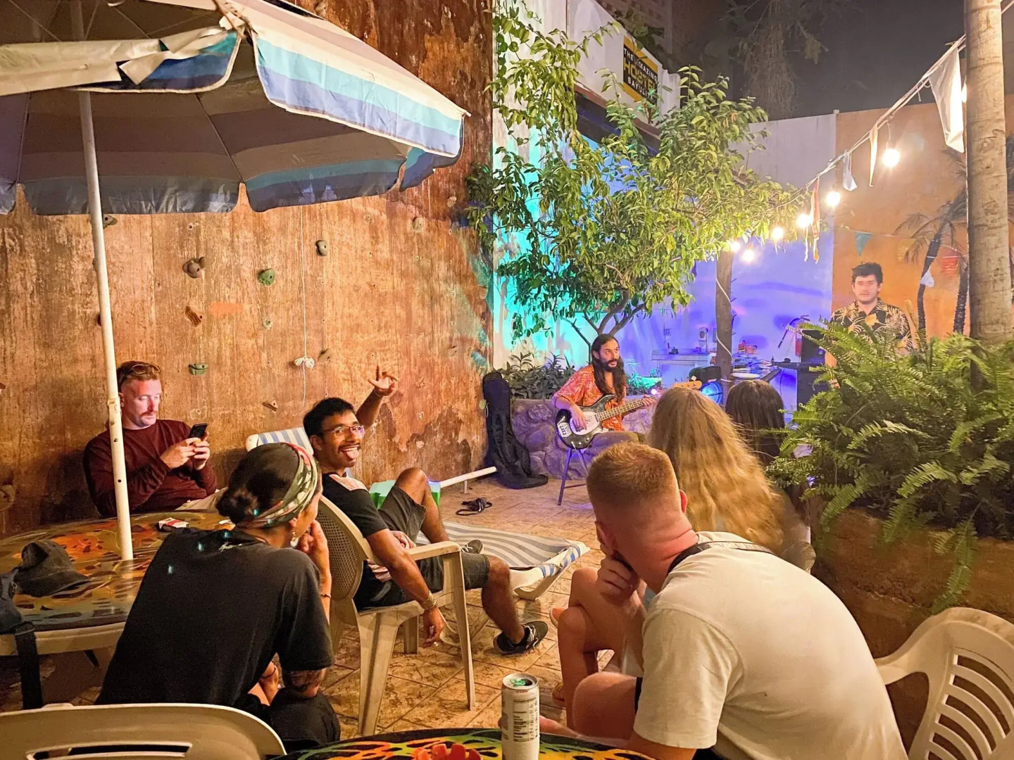 ITH Sayulita Amazing Surf Hostel