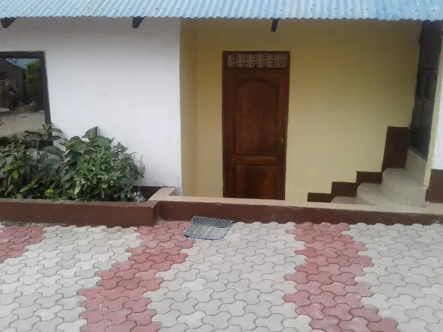 JJ&JE Family House - Hostel