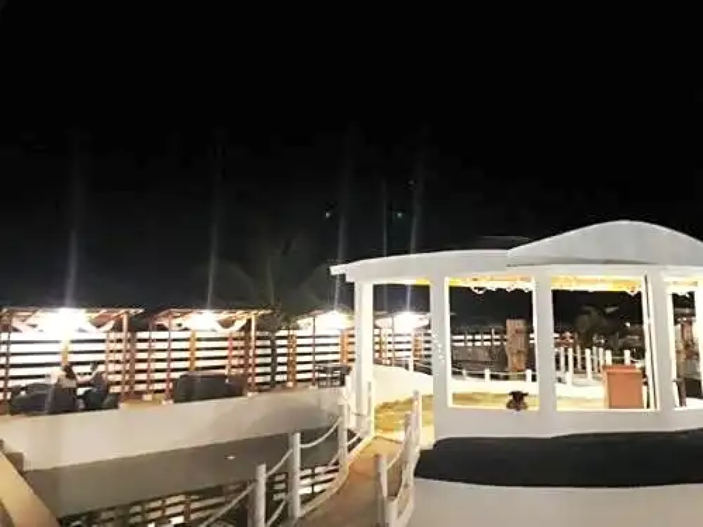 7-AR Golden Beach Resort