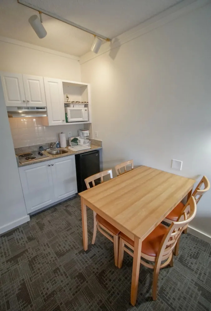 Courtyard Resort Hyannis, a VRI resort