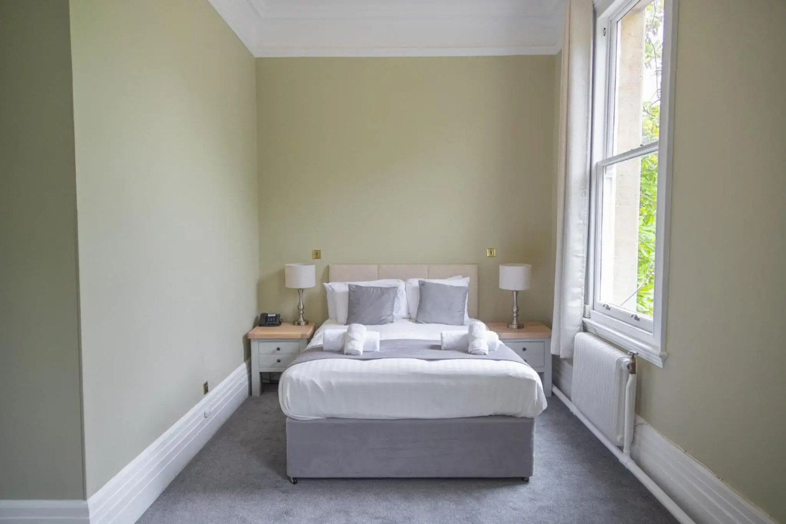 Woodland Manor Hotel