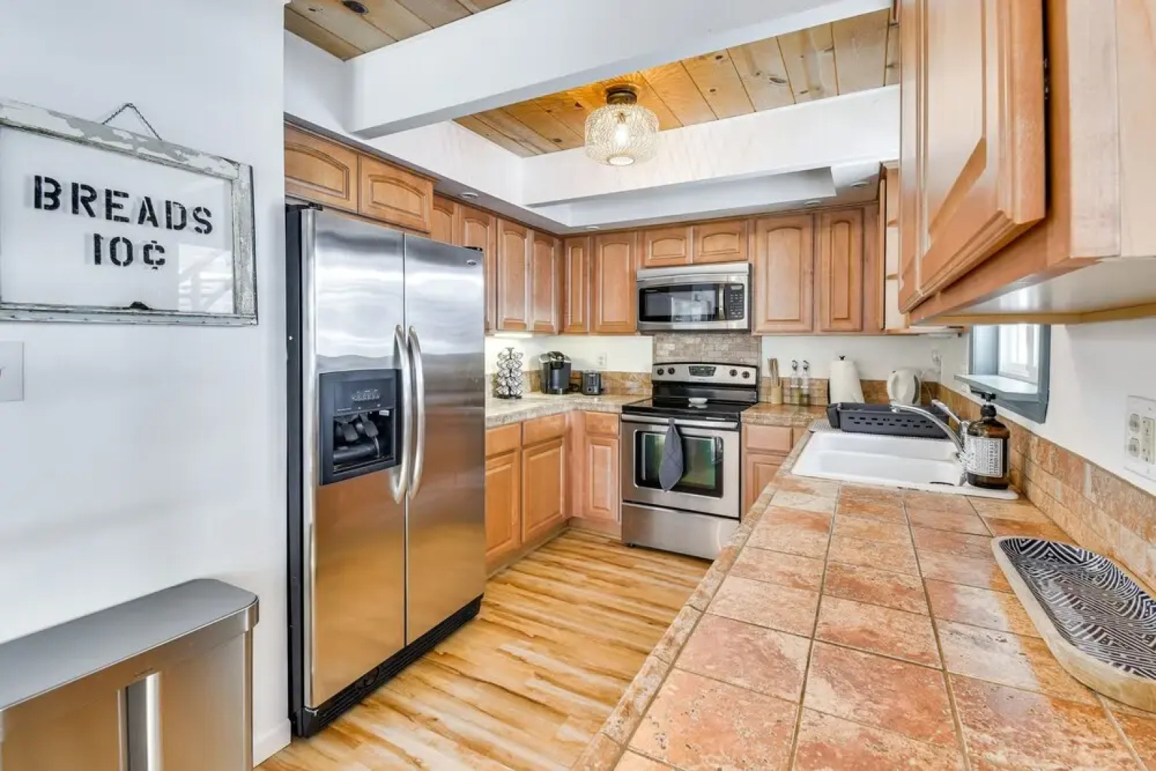 Fire Pit & Lake Access: Dreamy California Cabin!