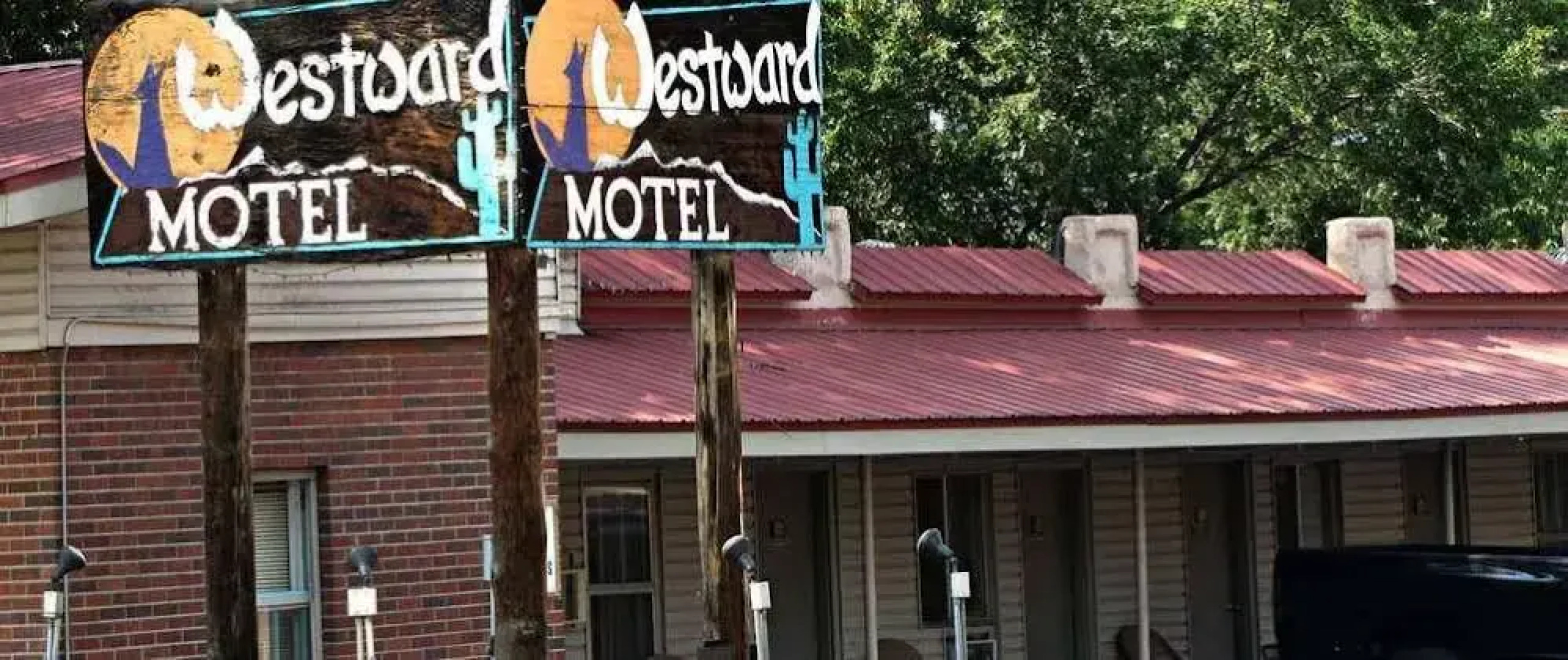 WestWard Motel