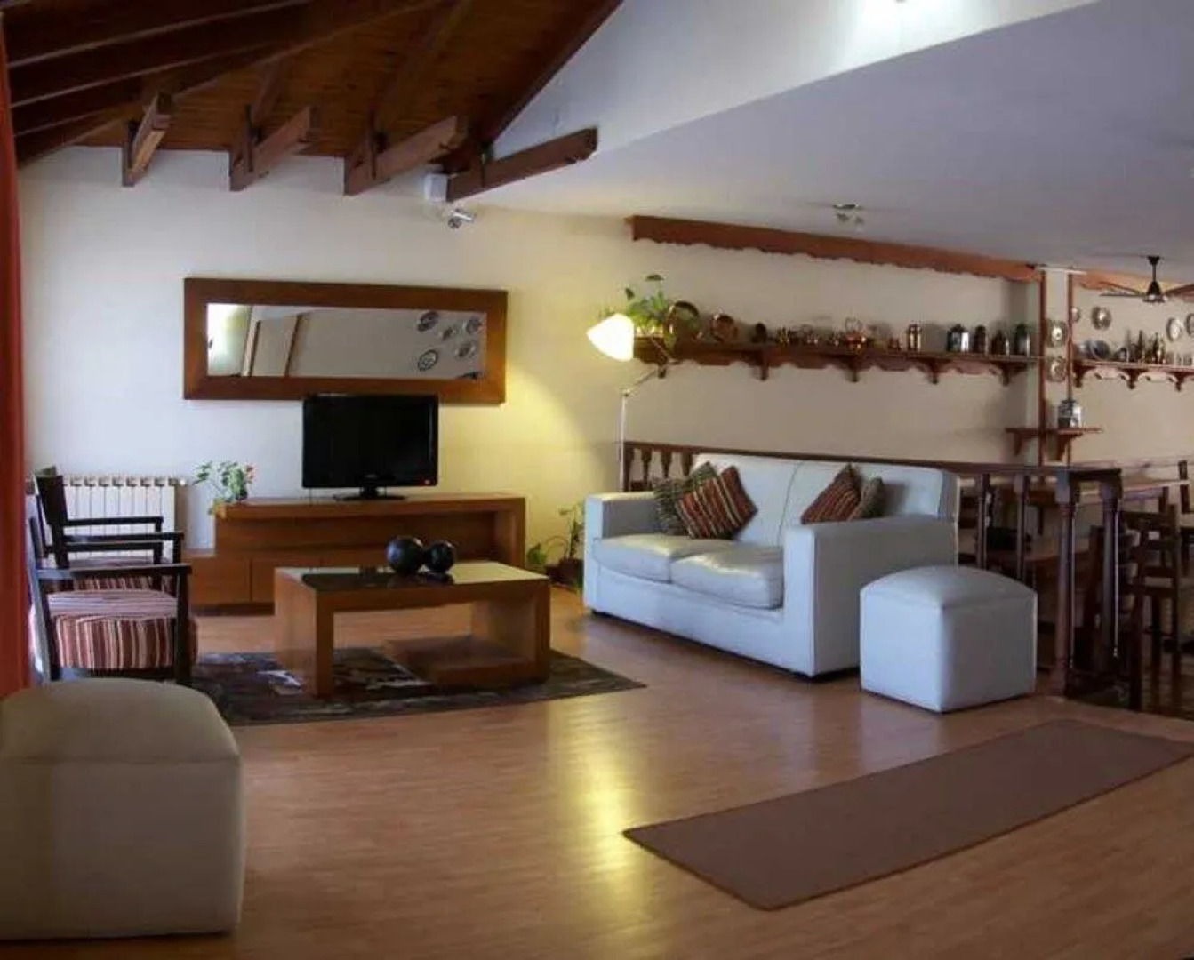 Hostal L' Hirondelle