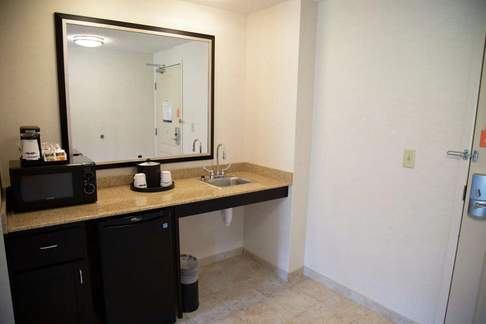 Hampton Inn & Suites Sharon, PA