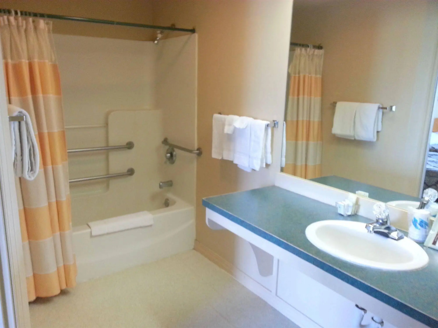 Hunters Hot Springs Resort