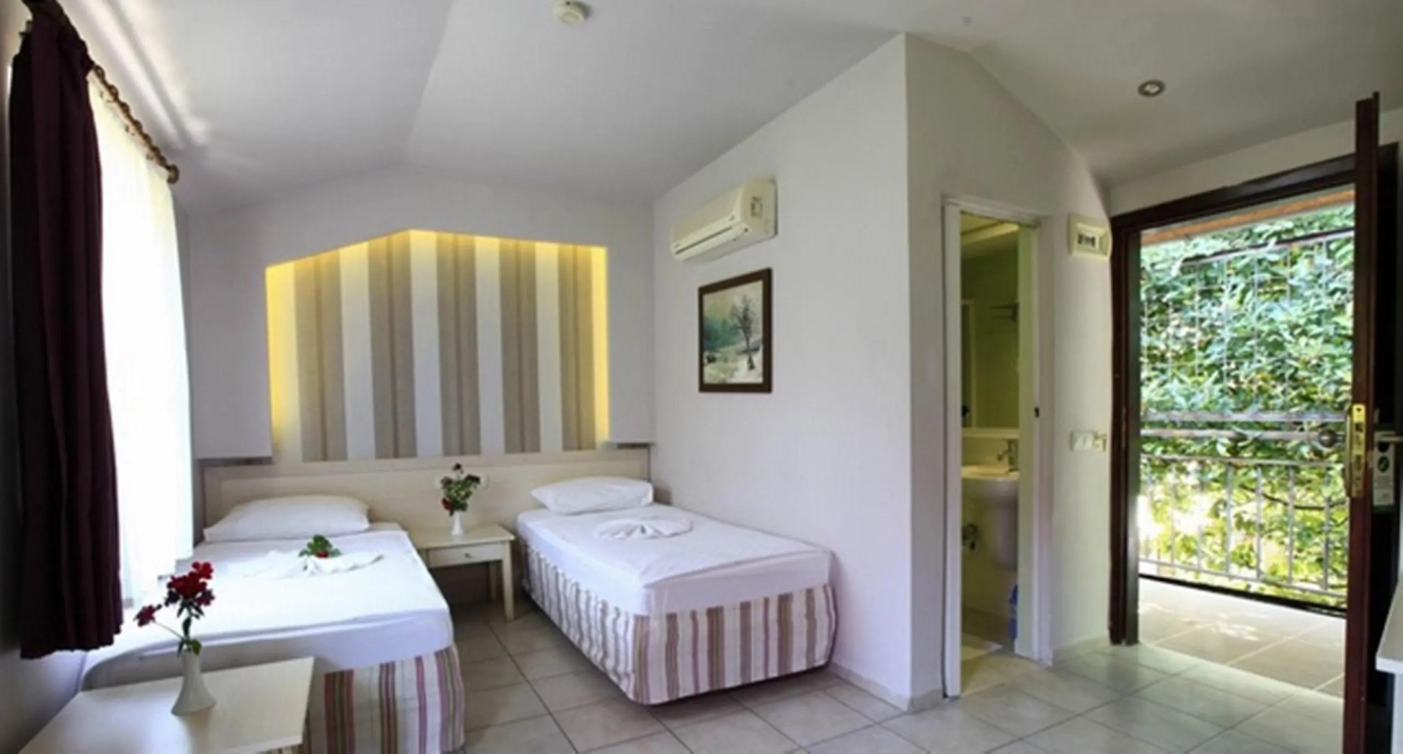 Отель Leda Beach