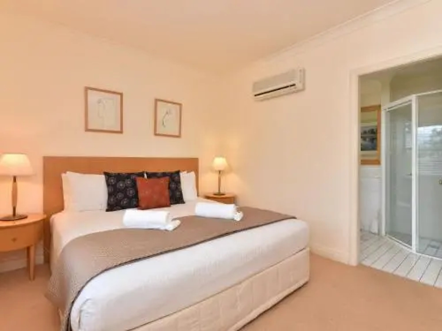 Villa 2br Provence Resort Condo located within Cypress Lakes Resort (nothing is more central)