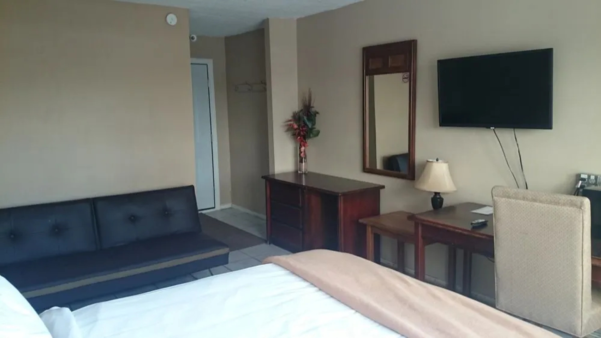 Richmond Plaza Motel