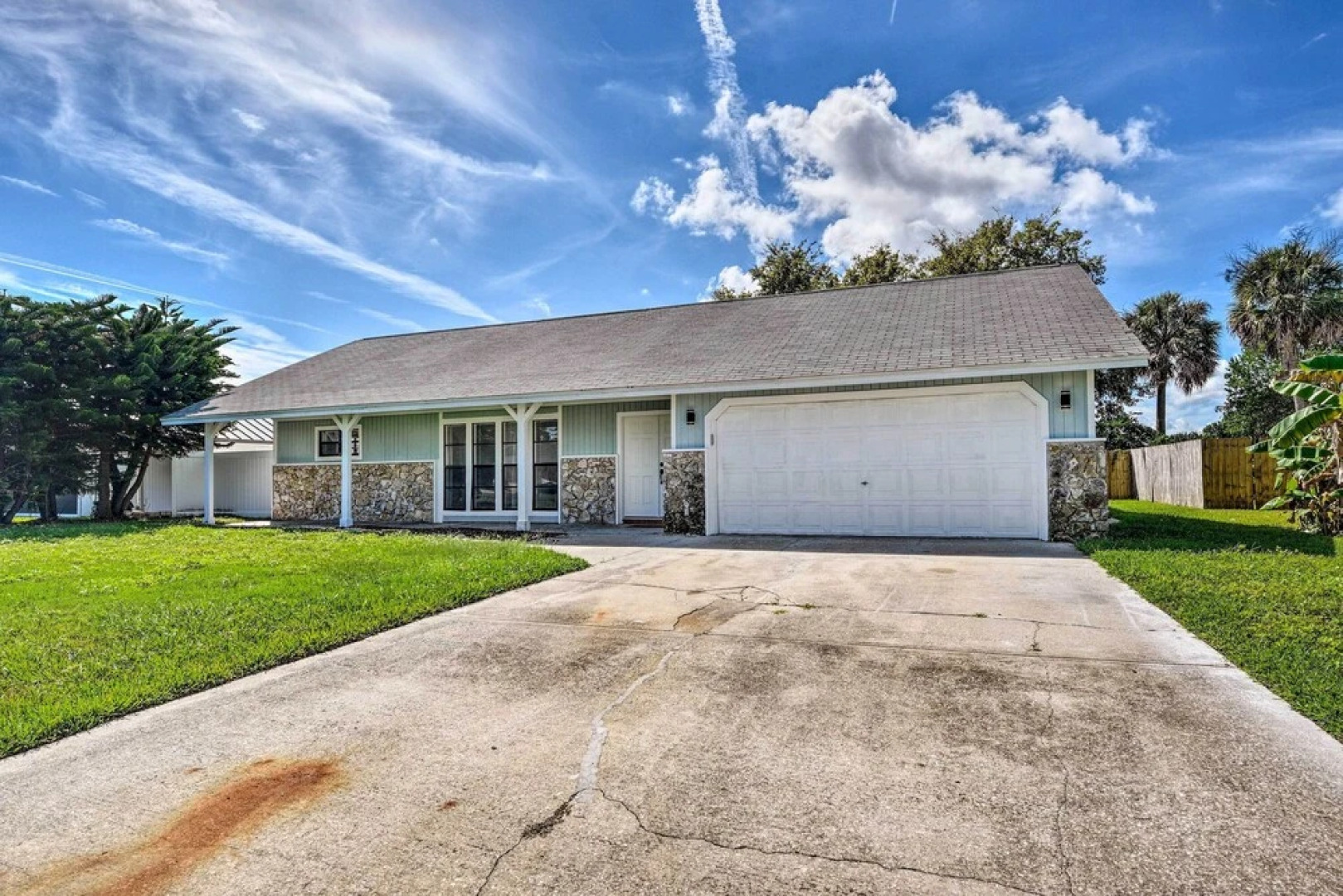 Port Orange Oasis: Close to Beaches & Dining!