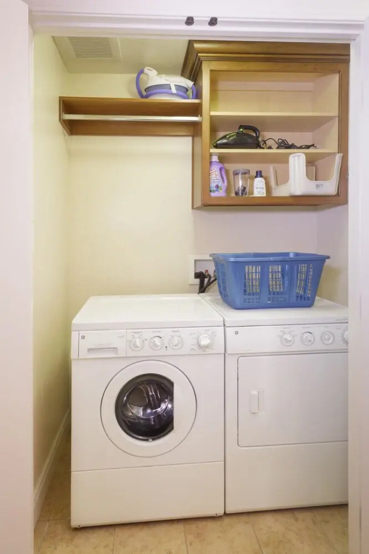 Valentina #401 3 Bedroom Condo by RedAwning