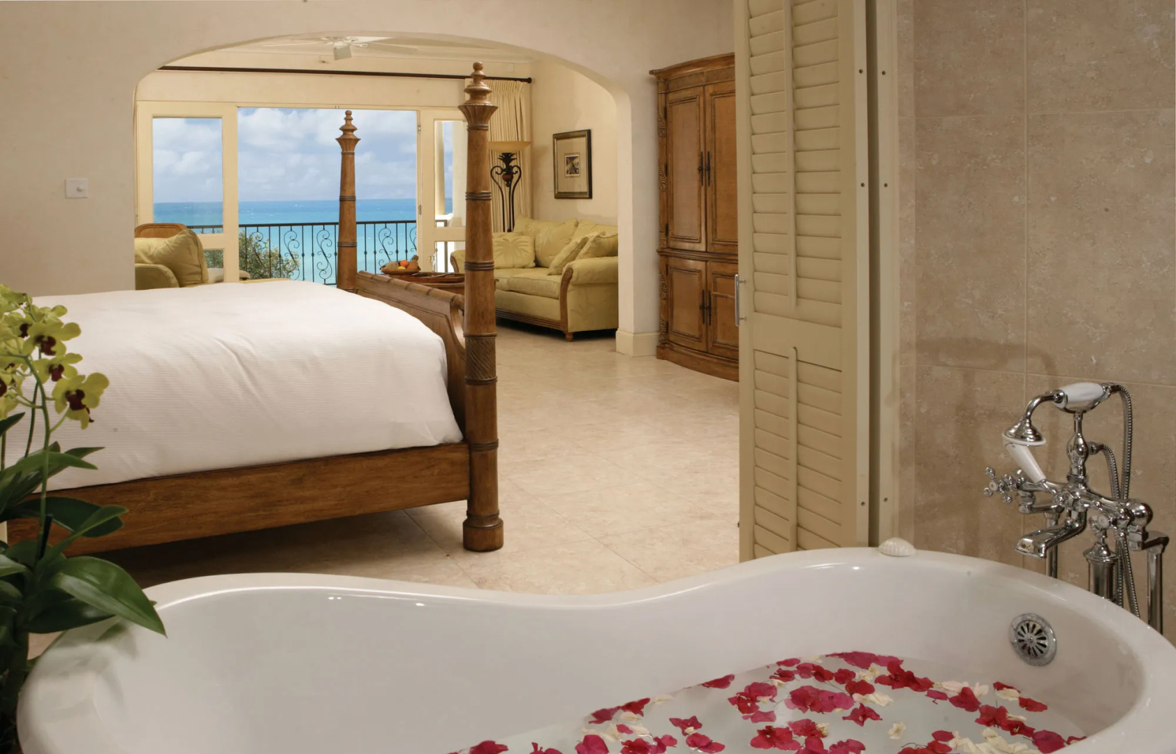 The Cove Suites at Blue Waters Resort and Spa