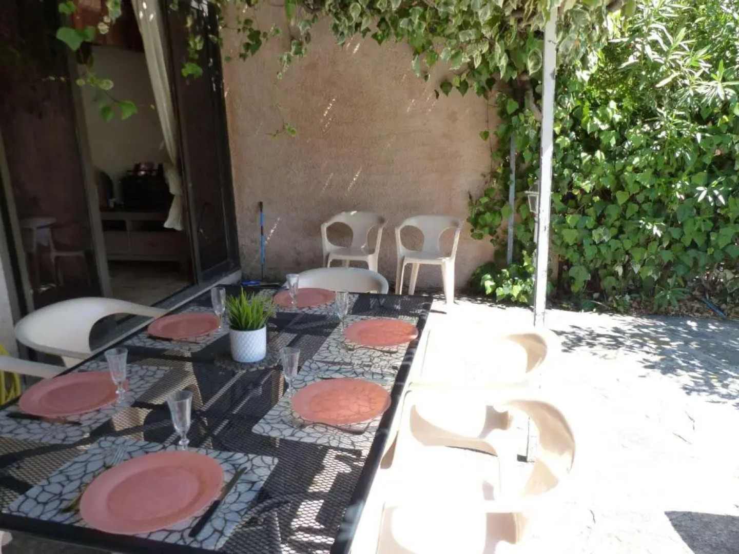 Maison le Lavandou, 2 pièces, 6 Personnes - FR-1-308-46