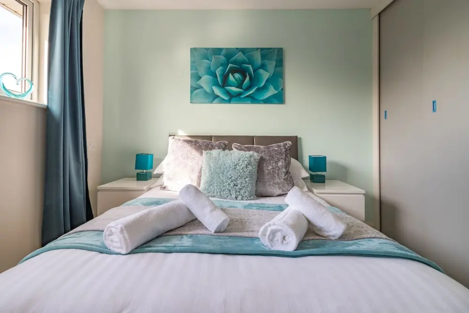 Lancaster Close Serviced Accommodation