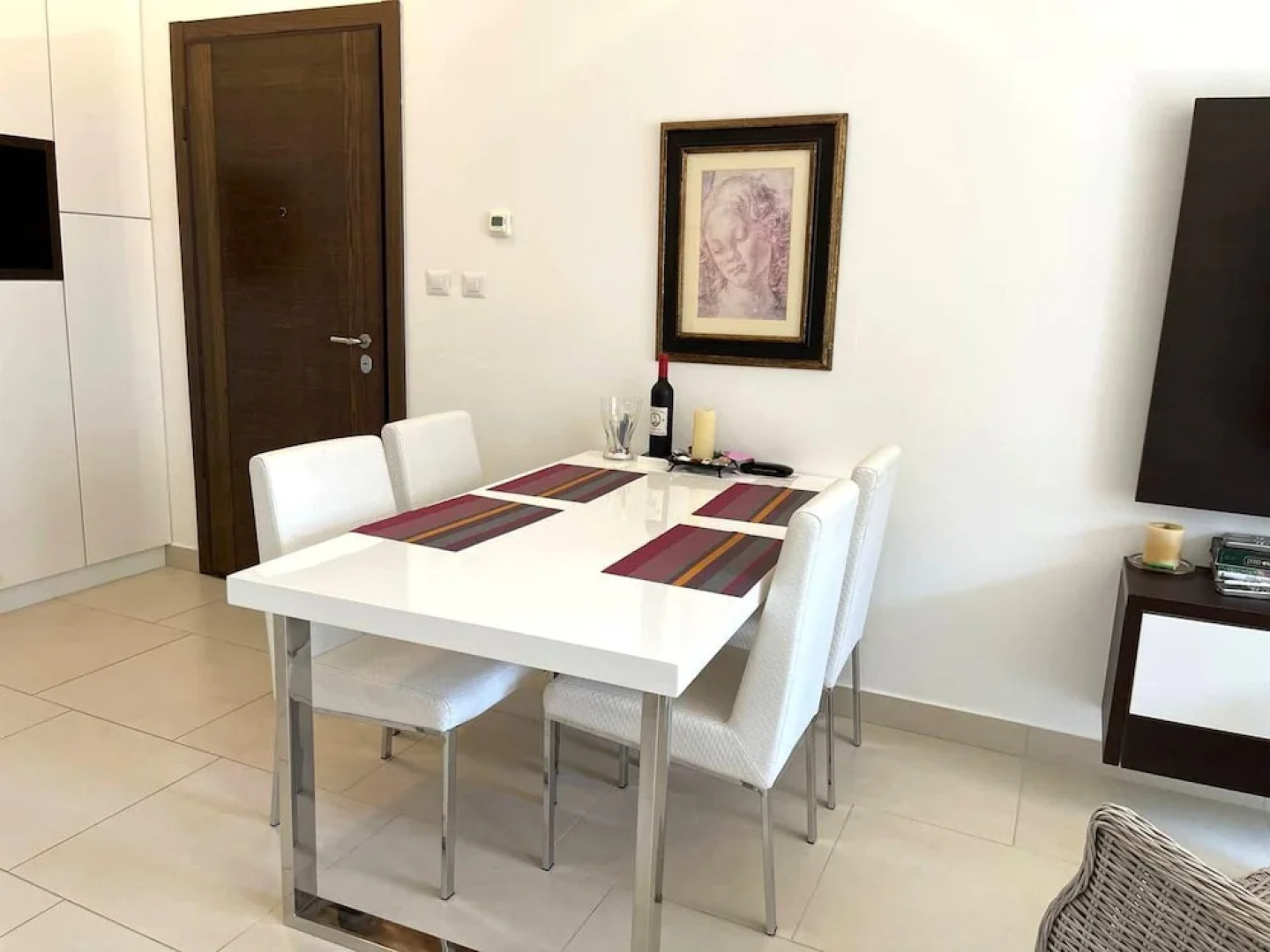 Impeccable 1-bed Apartment in Morinj