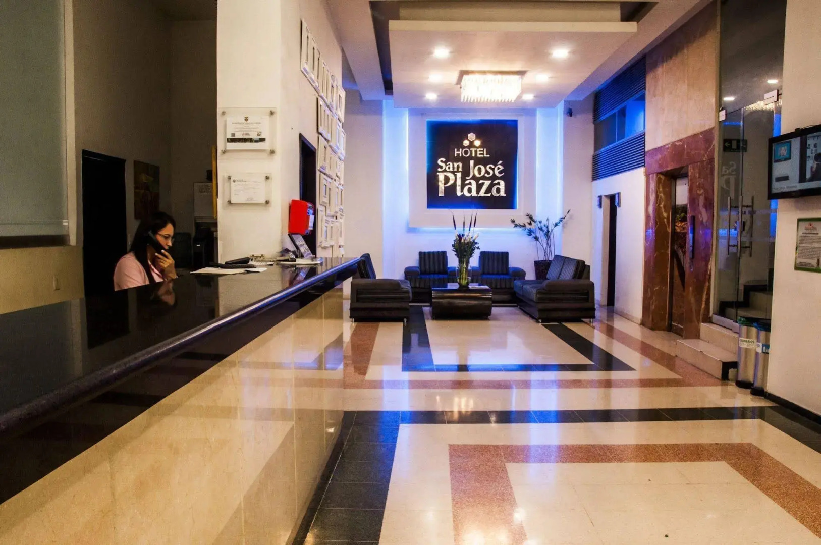 Hotel San Jose Plaza