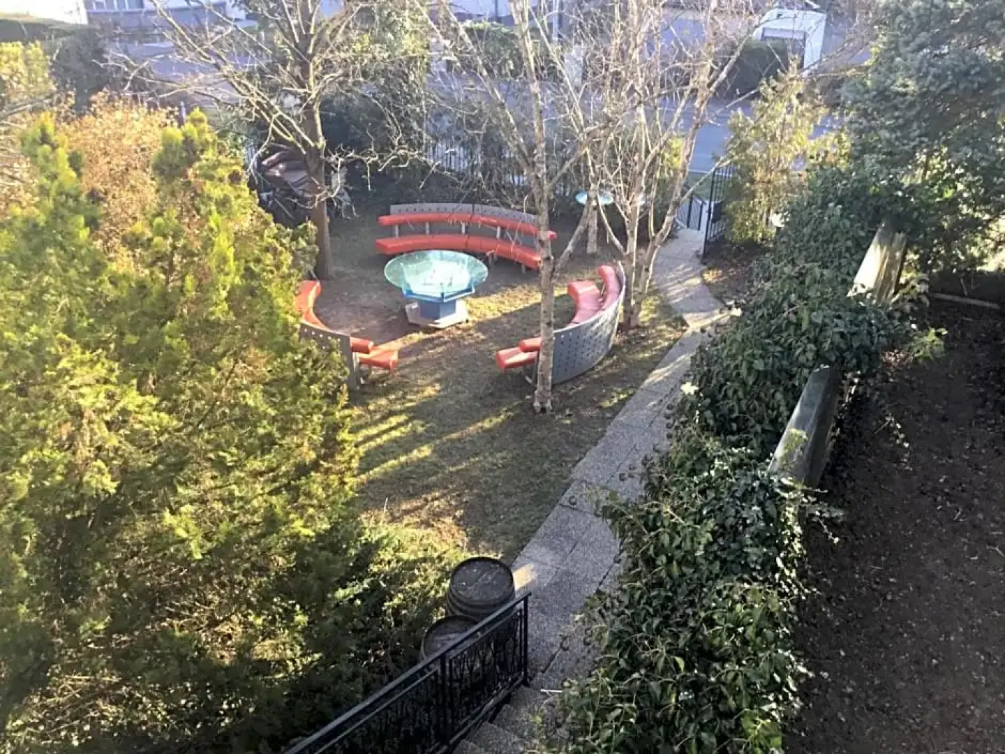 Suburb Hostel