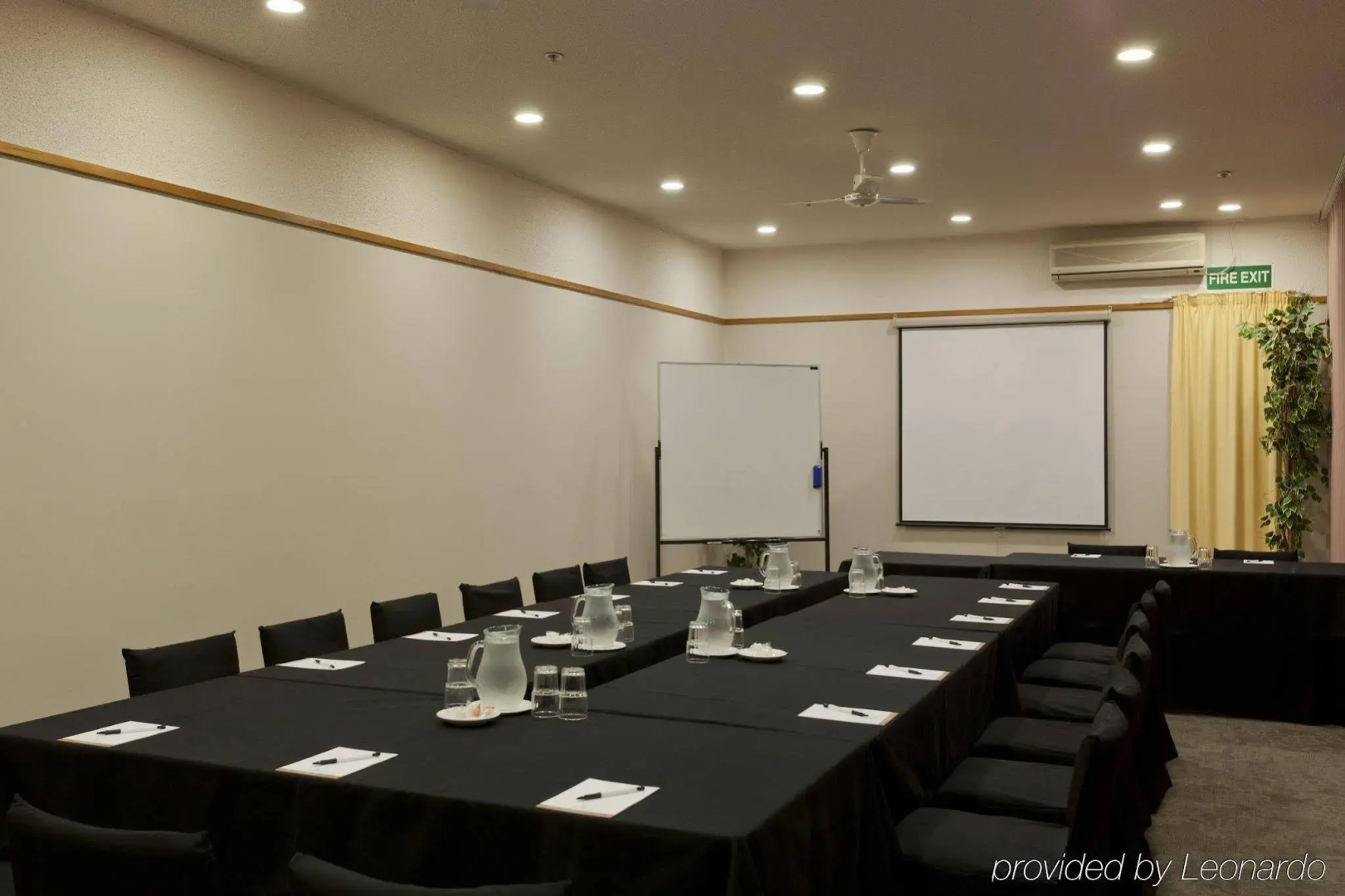 Distinction Hamilton Hotel & Conference Centre