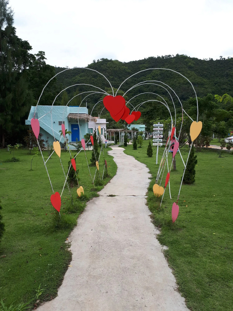 Rak Na Suan Pueng Resort