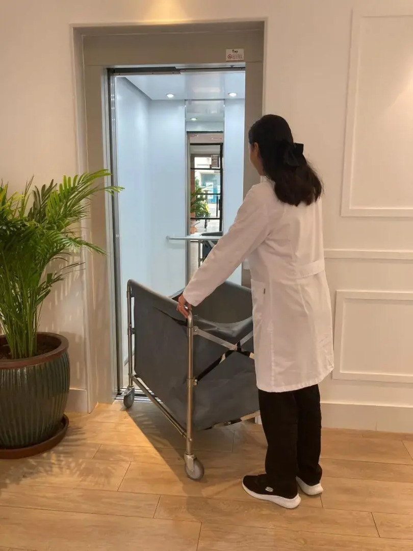 Apartamentos Turísticos La Plaza