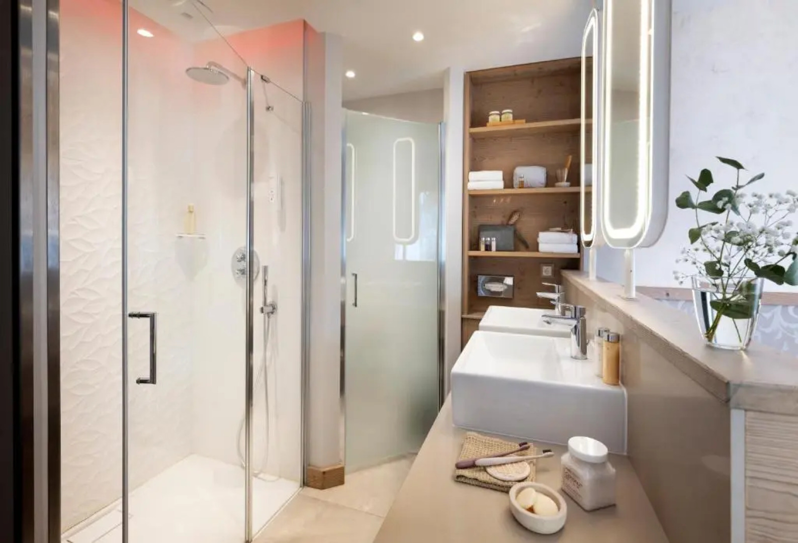 Pierre & Vacances Premium l'Hévana