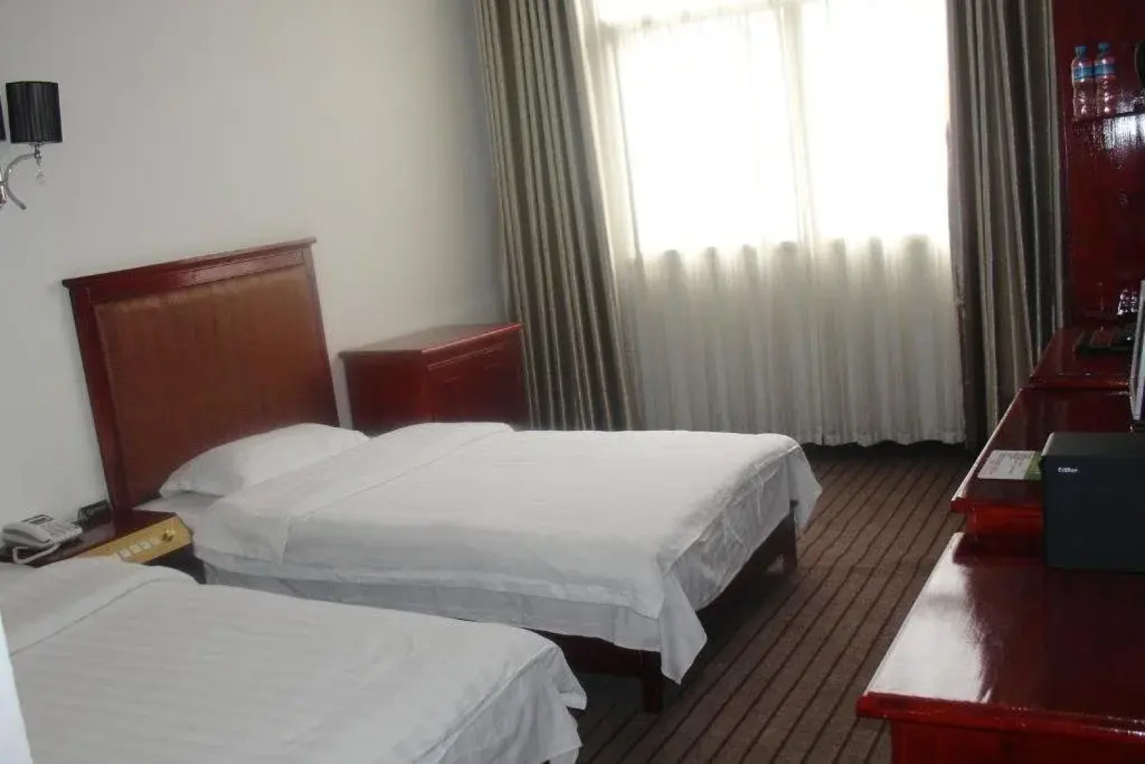 Tiantangzhai Royal Palace Inn