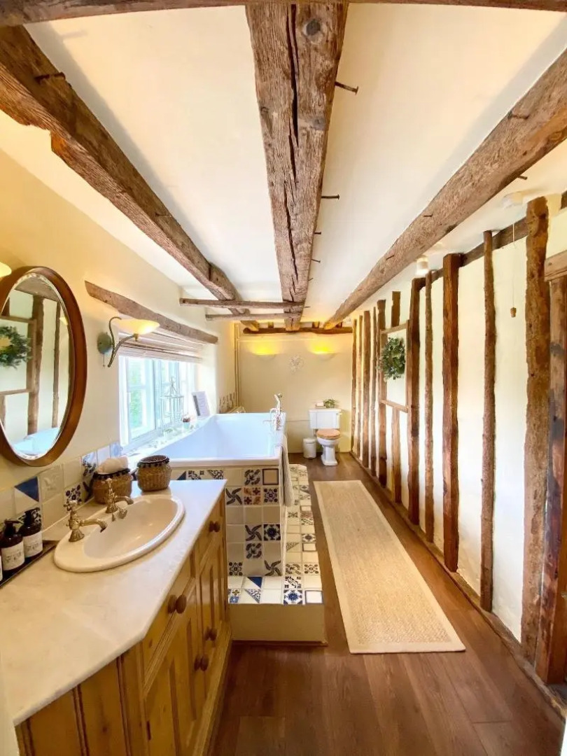 Old Hall Country Breaks