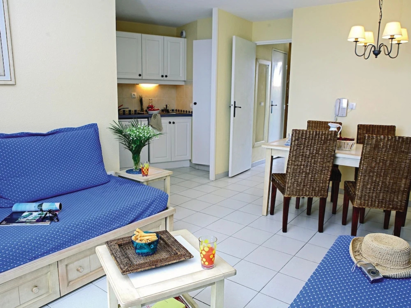 Mediterranean Apartment on the Gorgeous Peninsula of Giens