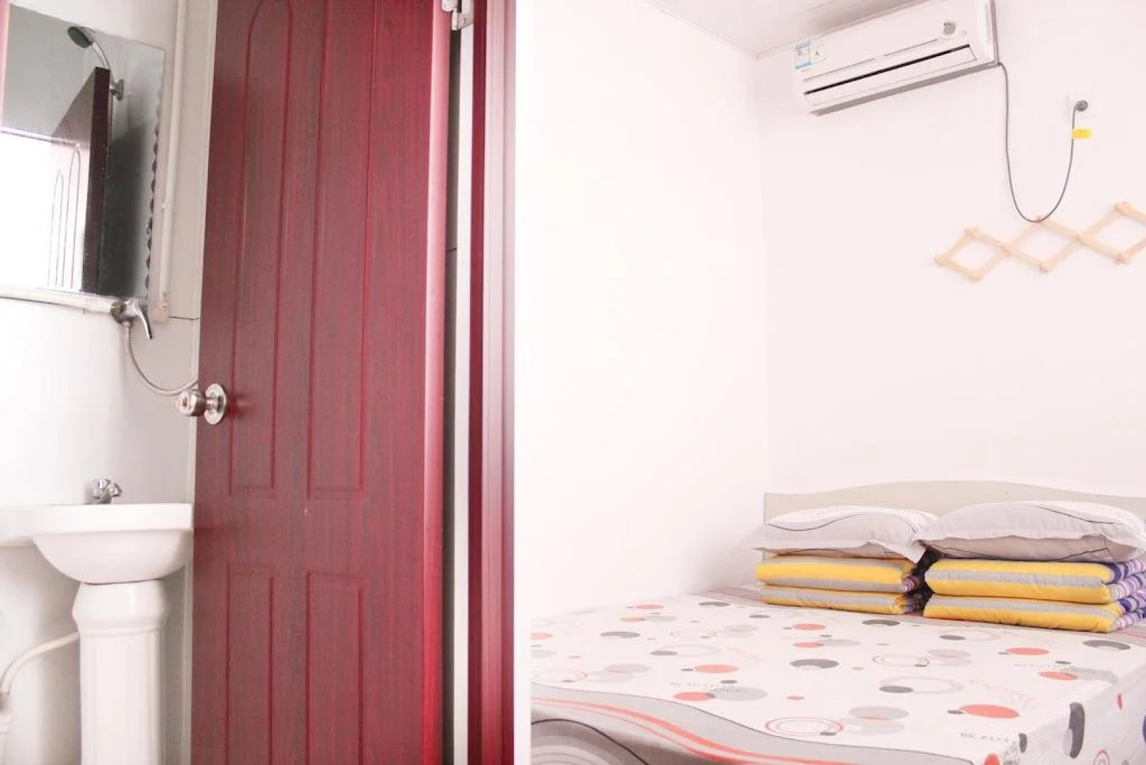 Penglai Family Fisher House