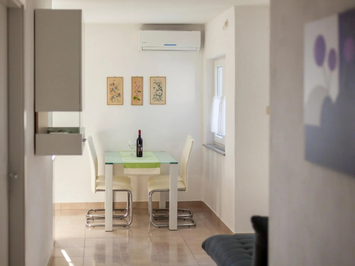 Apartment in Sveti Vid Near the Adriatic