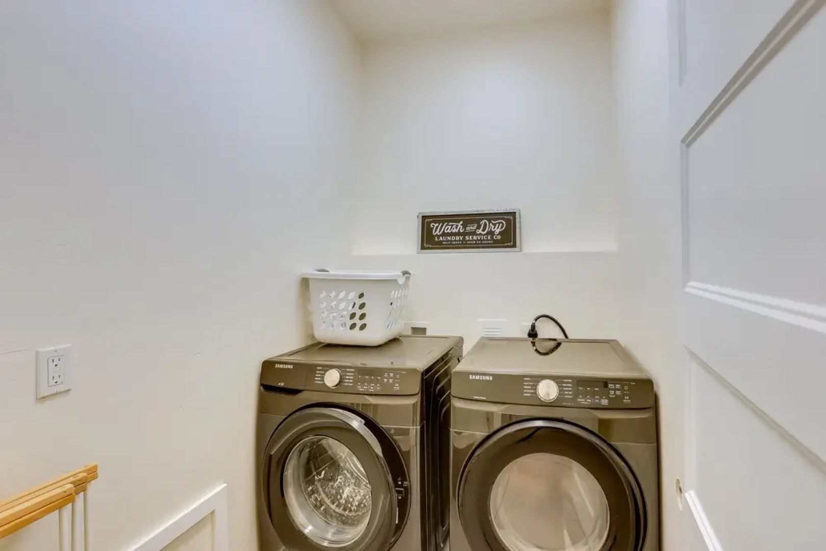 Modern Ridgway Home: Walk to Town, Mountain Views!