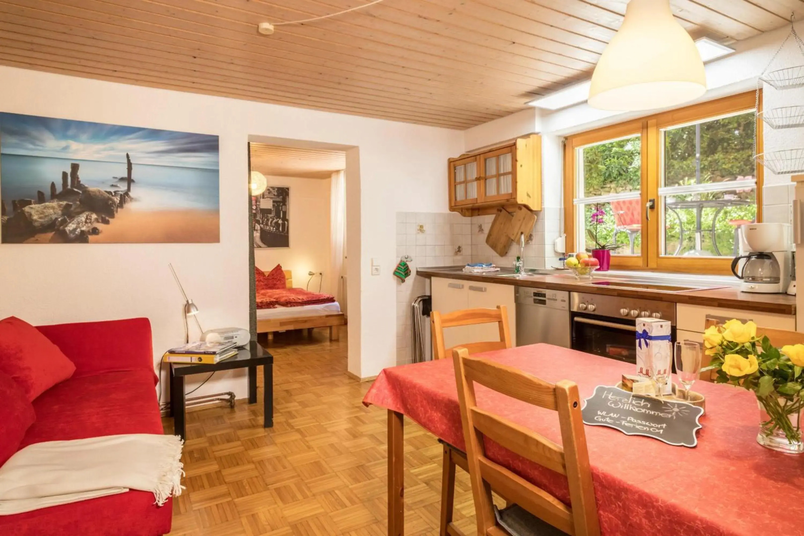 Haus Sonnenschein Gartentraum