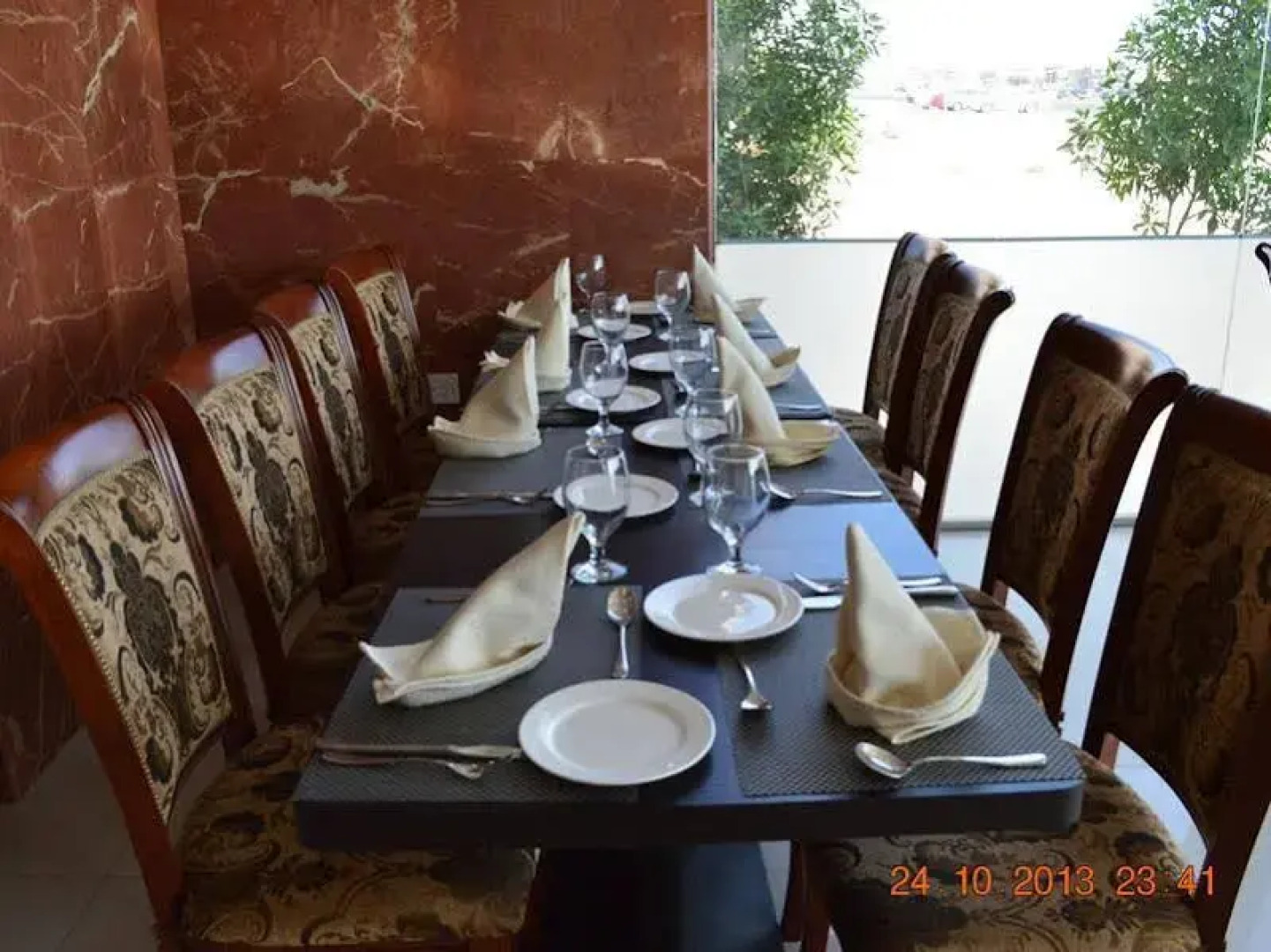 Raynor Hotel Apartments