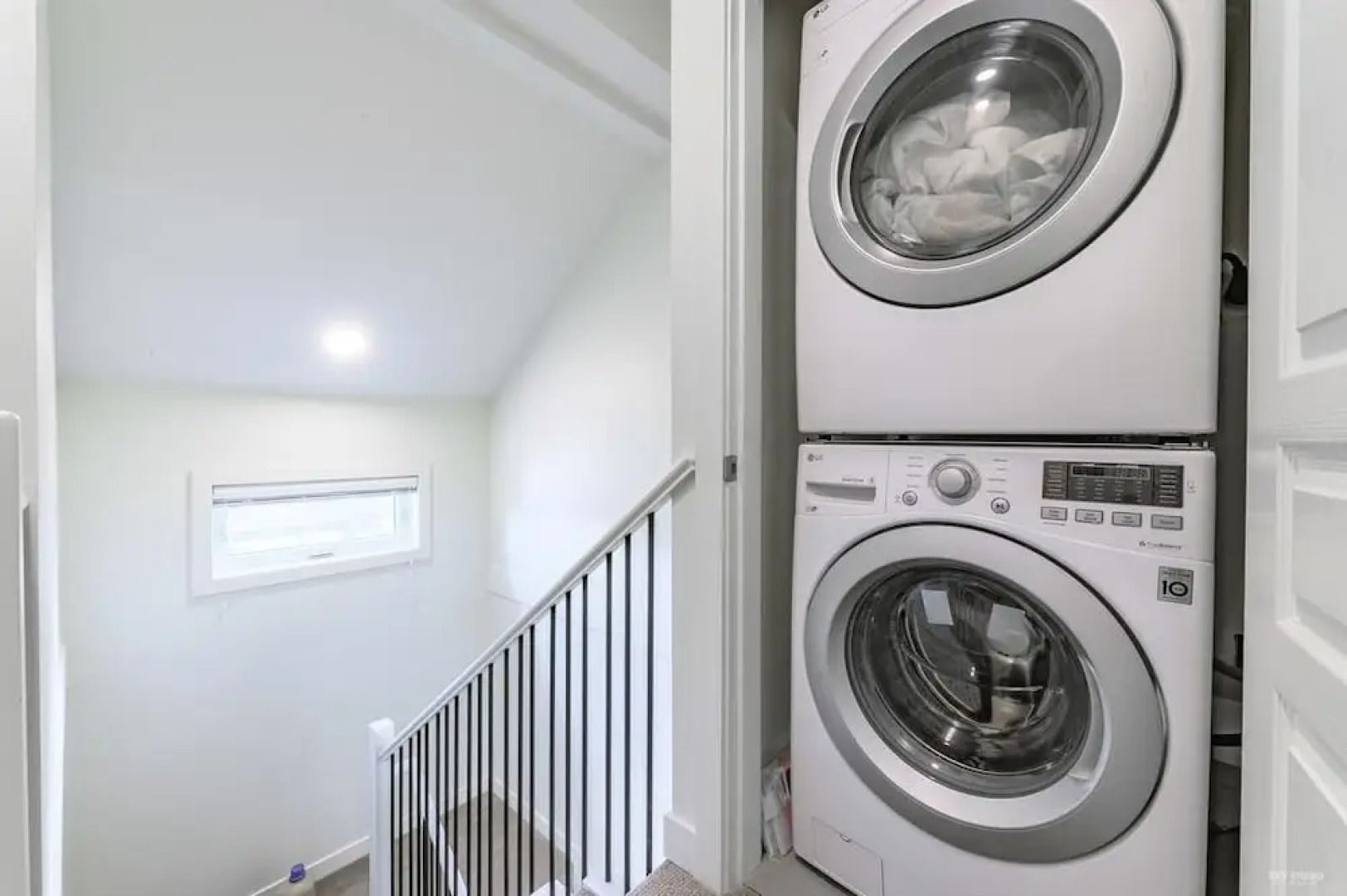 Luxury Townhouse by Elevate Rooms