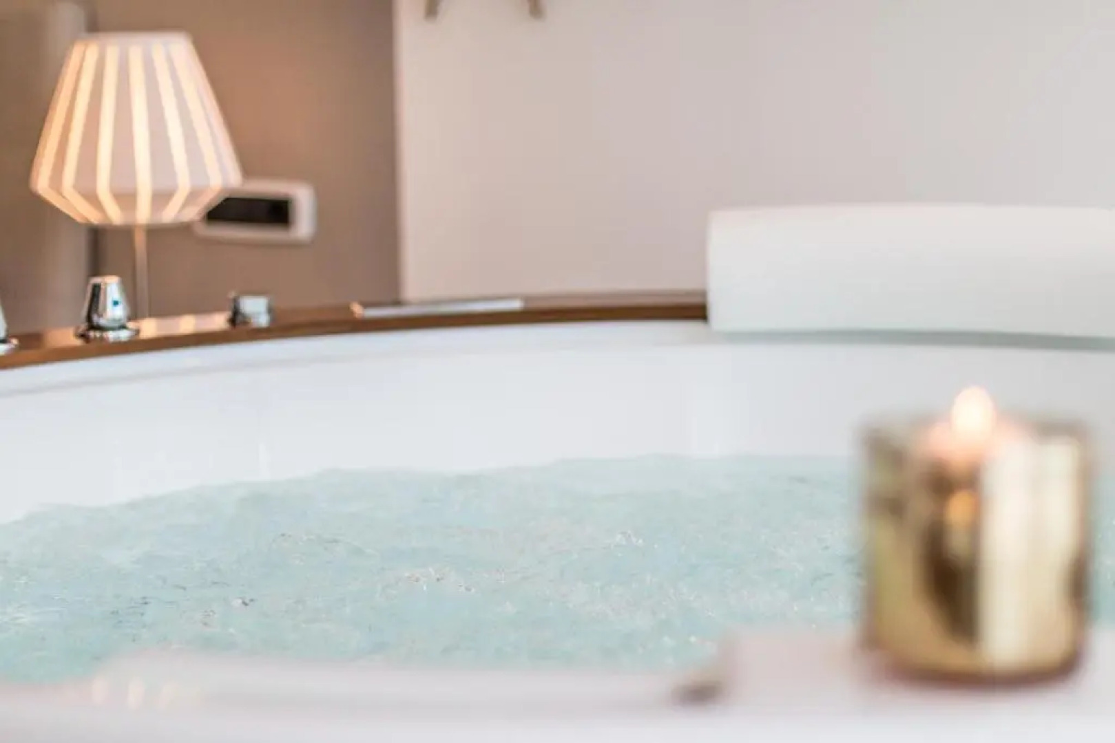 4 Star Bologna Train Station - Self Check-In