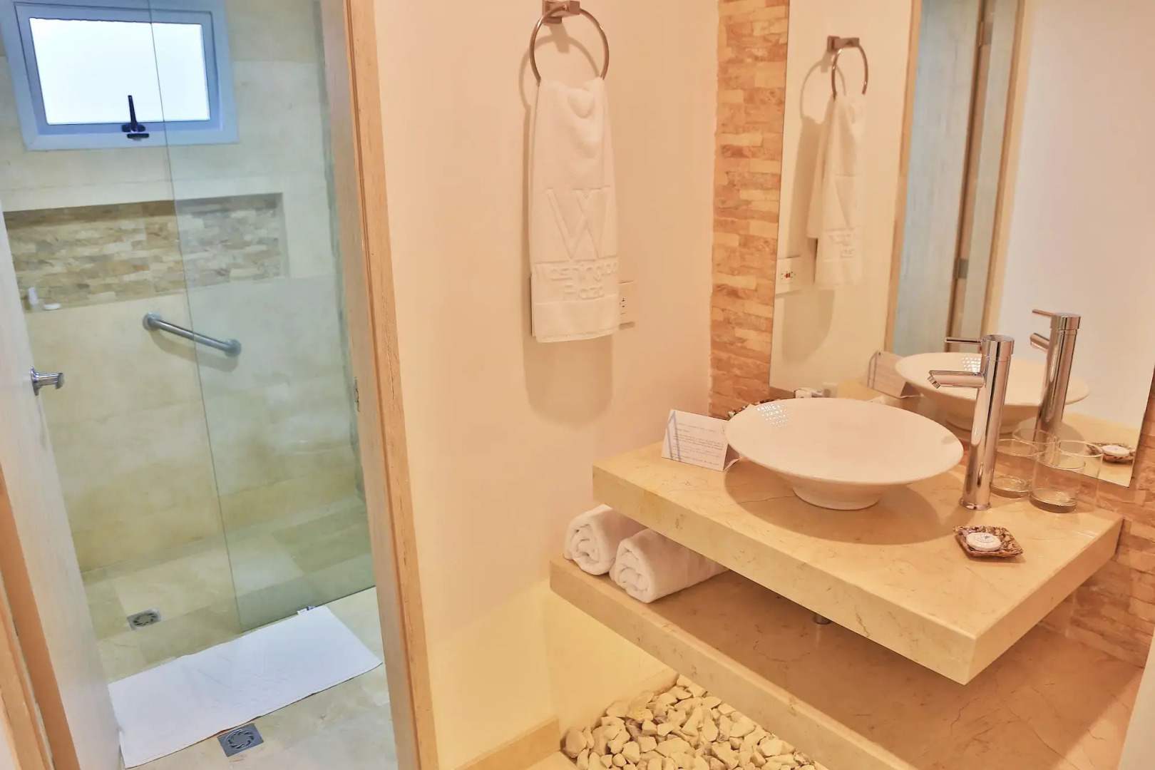 Hotel Washington Plaza