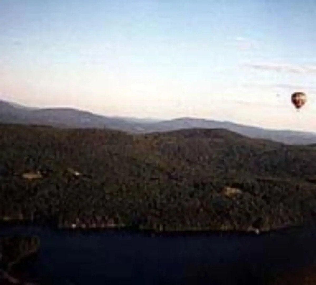 Silver Maple Lodge & Cottages - Bed And Breakfast