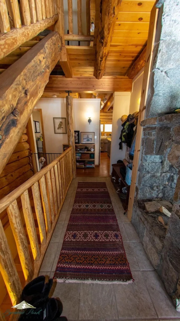 Meadow Out Luxury Cabin