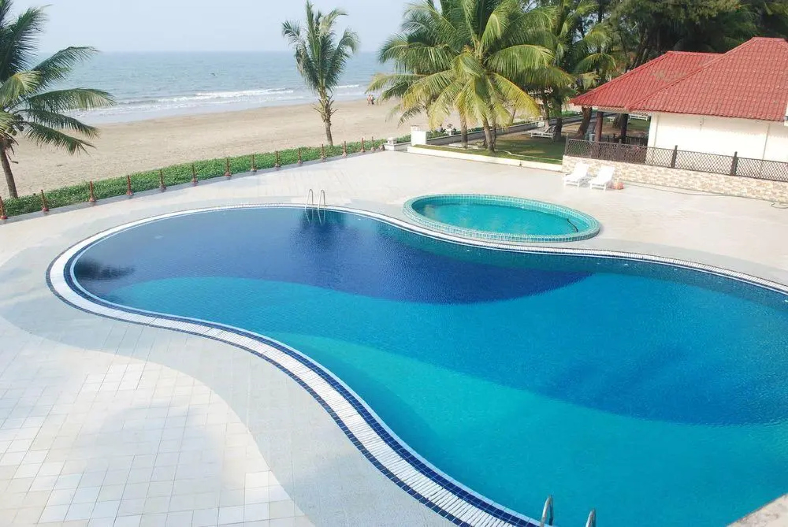 Golden Beach Resort Hotel