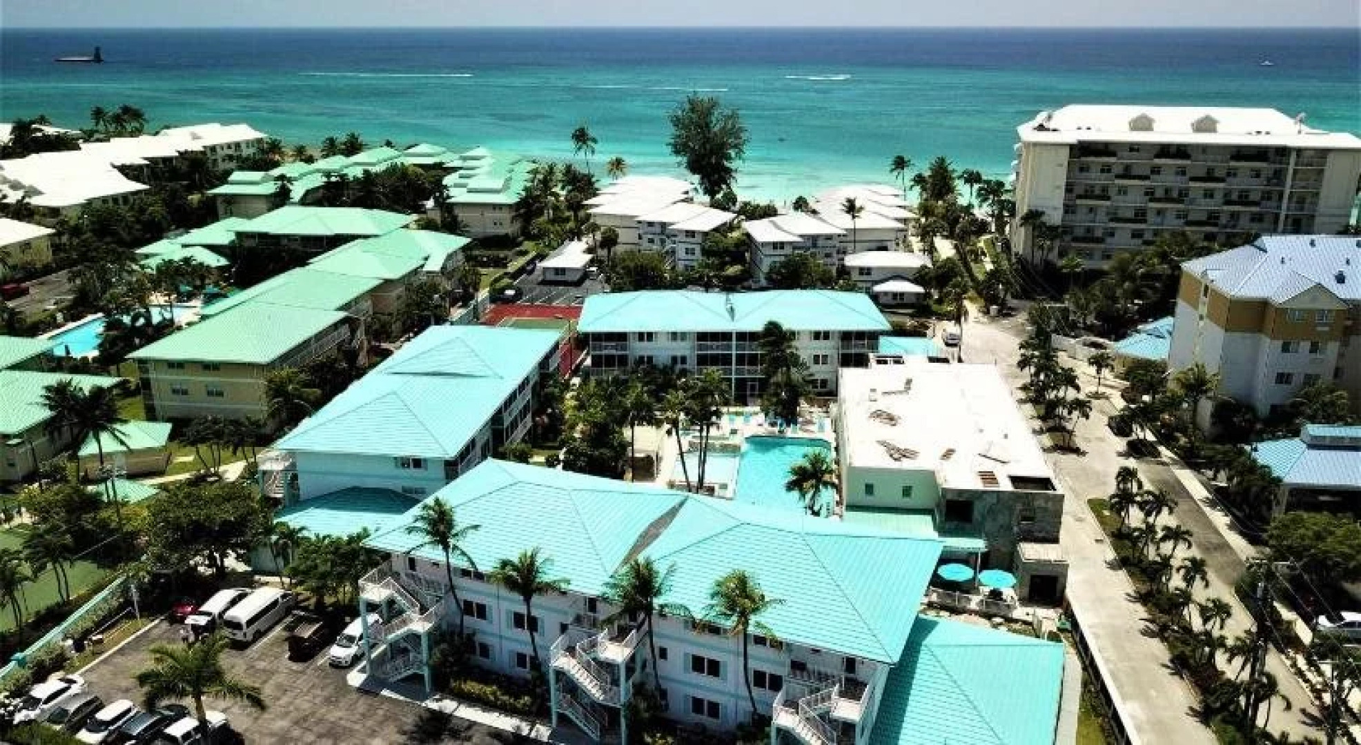 7 Mile Beach Resort & Club