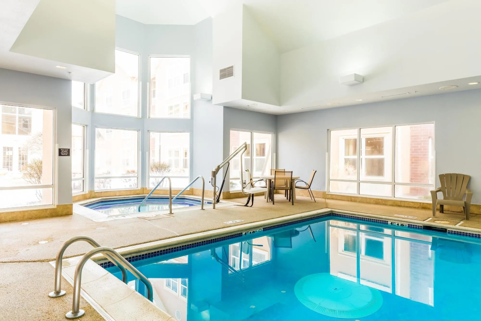 Hampton Inn & Suites Chicago/Hoffman Estates