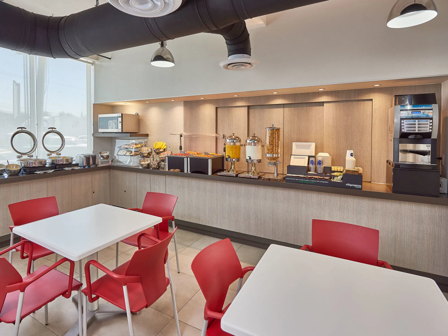 City Express Junior by Marriott Toluca Zona Industrial
