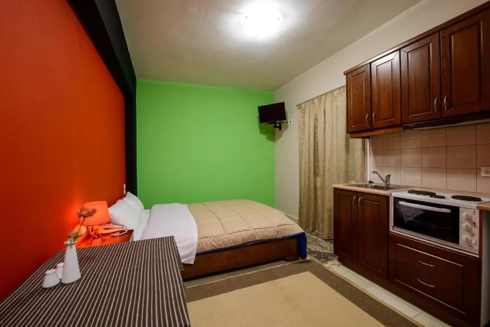 O Fotis Studios & Apartments