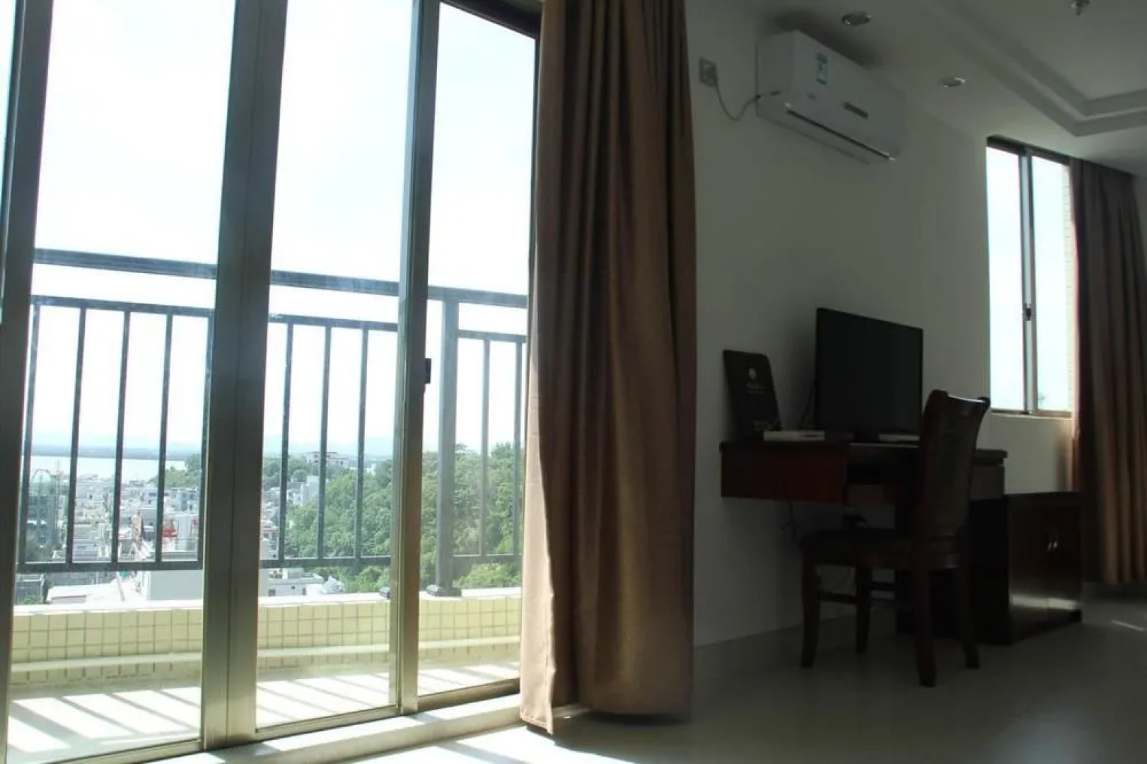 Shaba Hearing the Sea Hotel