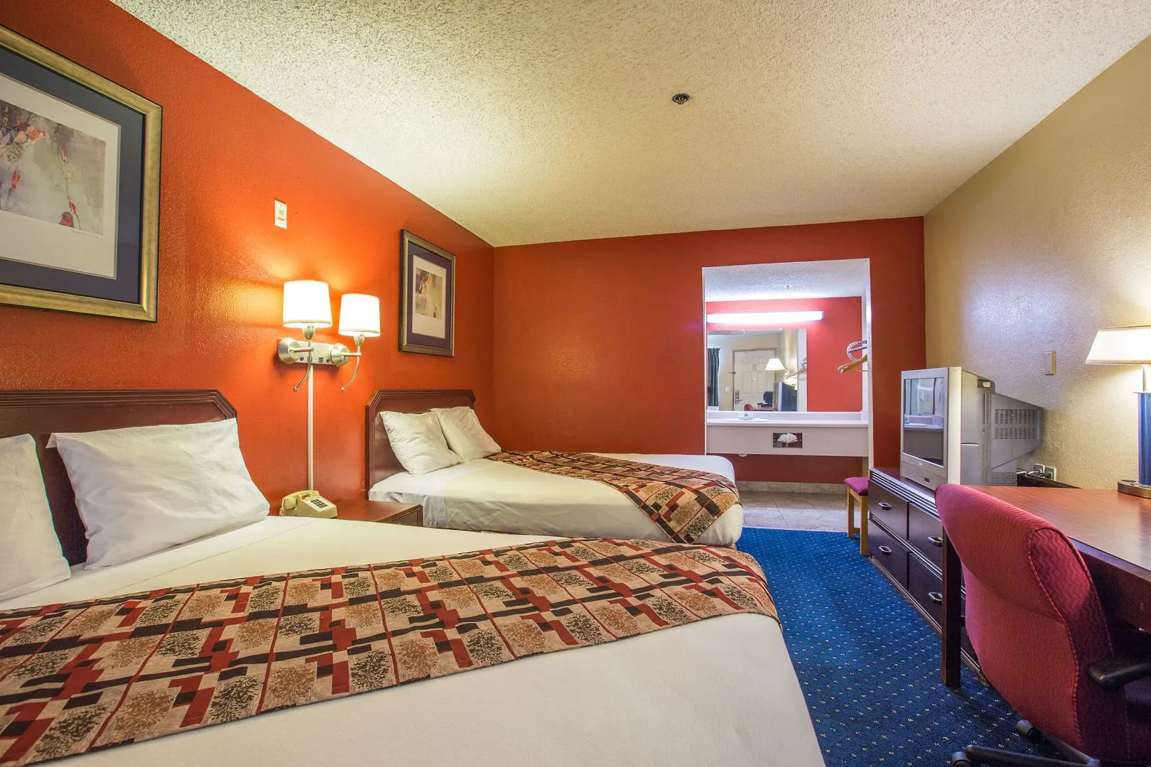 University Inn Fresno