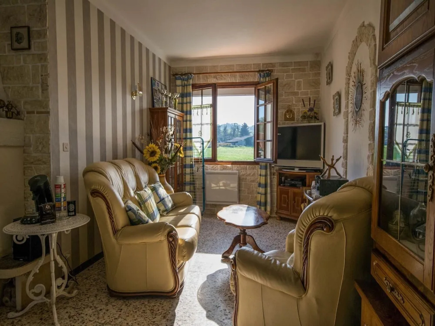 Cozy Holiday Home in Montayral With Swimming Pool