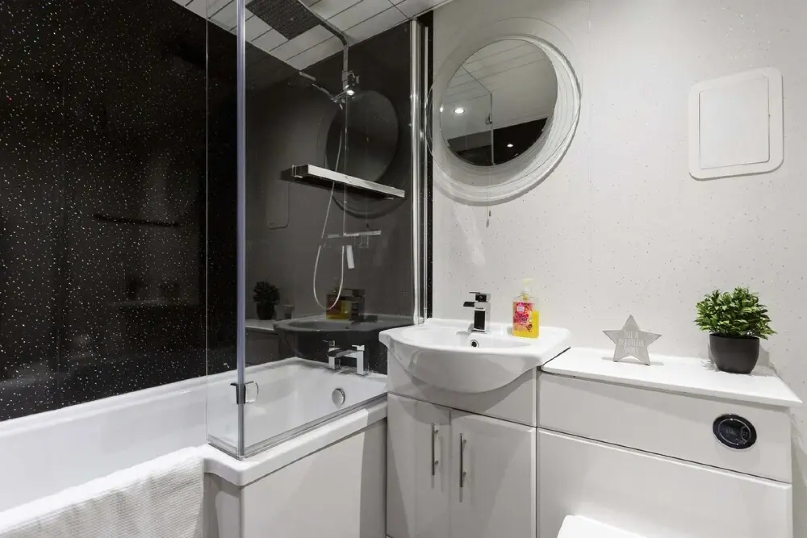 Stylish 1 Bedroom Apartment-ground Floor